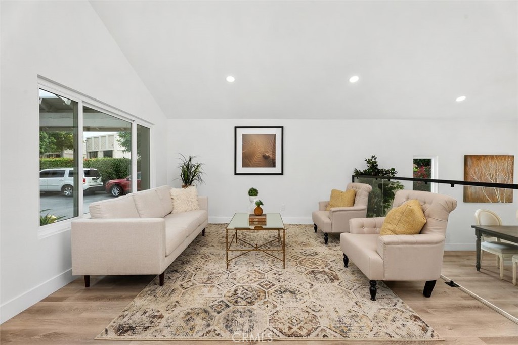 MLS #OC25225891 image #11