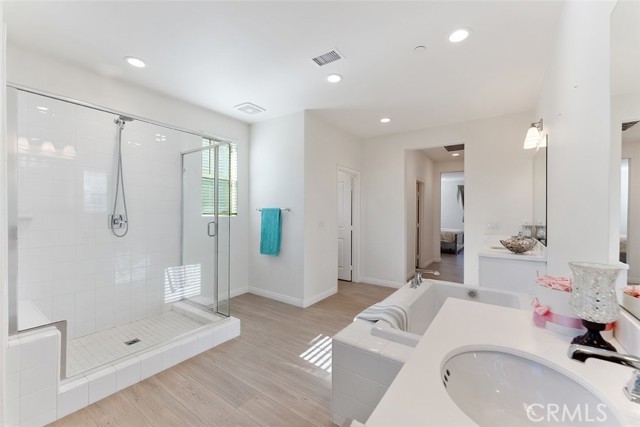 3131 E Rutherford Dr, Ontario CA: https://media.crmls.org/medias/92359f43-d6ea-4637-802b-006179d268a6.jpg