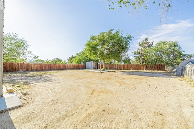 3149 E S Avenue, Palmdale CA: https://media.crmls.org/medias/9236a4d1-7279-4d55-8ecb-3586829d43b4.jpg