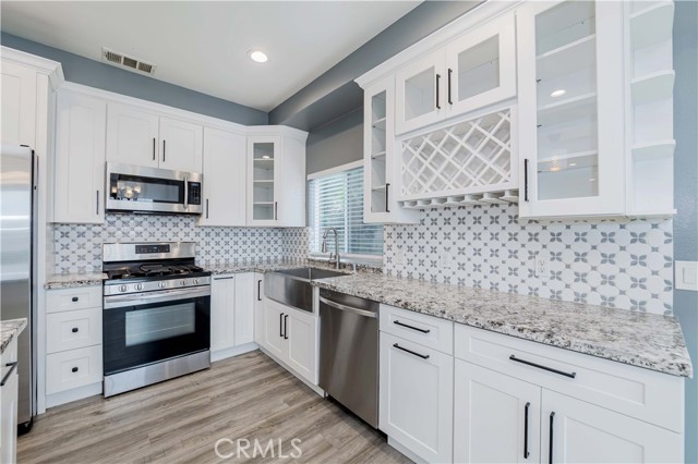 5612 Sprague Avenue, Cypress CA: https://media.crmls.org/medias/92371b17-708c-4aa3-9048-2923d506de6a.jpg