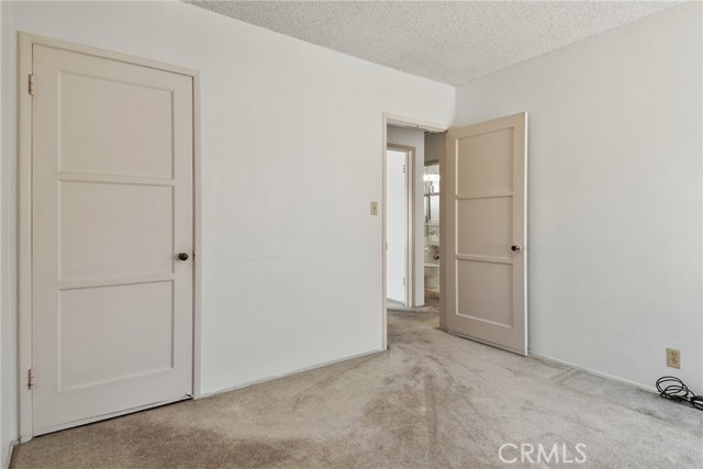 5223 Montair Avenue, Lakewood CA: https://media.crmls.org/medias/9237219d-c97a-4bdc-b15e-fa15ae2180fb.jpg