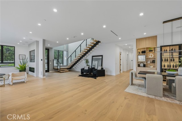 4331 Alonzo photo 28