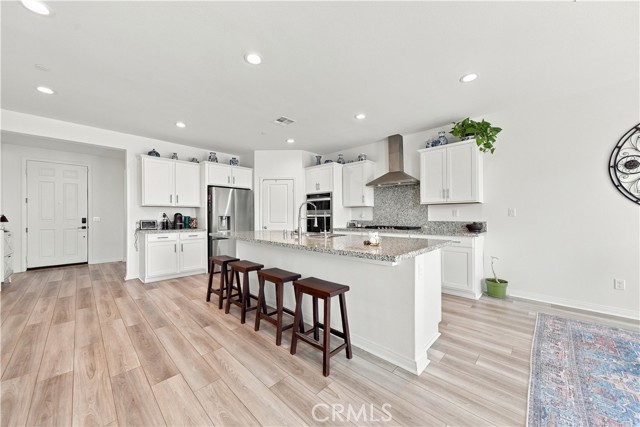 Front Image Thumbnail for CRSW26208872