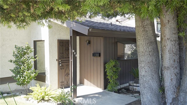 752 W Foothill Boulevard #3