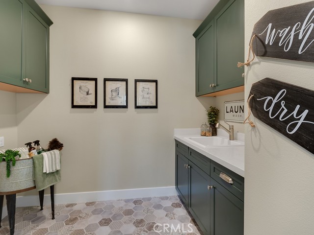 Detail Gallery Image 21 of 36 For 28540 Sunny Ridge Ter, Castaic,  CA 91384 - 4 Beds | 3 Baths