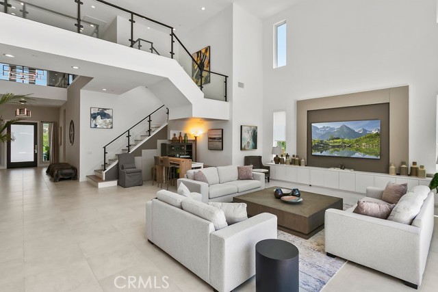 20042 W Mersey Lane, Porter Ranch CA: https://media.crmls.org/medias/9238d16e-b98a-4fb9-abc4-e9dab4b8c570.jpg