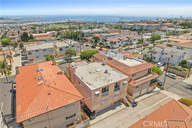 Detail Gallery Image 37 of 40 For 2331 S Cabrillo Ave #1,  San Pedro,  CA 90731 - 3 Beds | 3 Baths