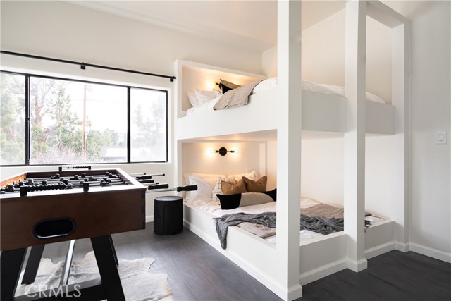 Detail Gallery Image 29 of 45 For 1117 Crater Mountain, Big Bear City,  CA 92314 - 5 Beds | 3 Baths