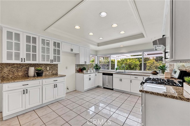 Detail Gallery Image 22 of 65 For 9100 Blair River Cir, Fountain Valley,  CA 92708 - 5 Beds | 3 Baths