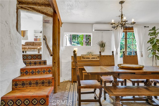 Detail Gallery Image 18 of 33 For 110 Box Canyon, Canoga Park,  CA 91304 - 3 Beds | 2/1 Baths