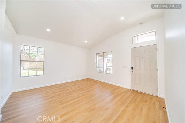 Detail Gallery Image 6 of 32 For 5572 Horseshoe, Fontana,  CA 92336 - 4 Beds | 2 Baths