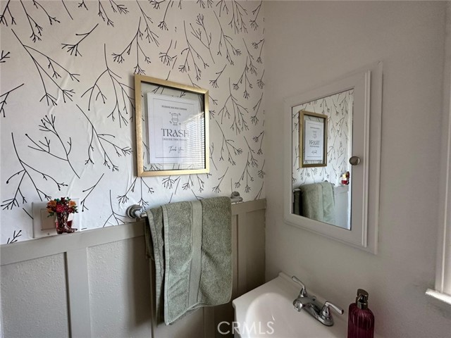 Detail Gallery Image 11 of 17 For 9719 Belmont 1/4 St, Bellflower,  CA 90706 - 1 Beds | 1 Baths