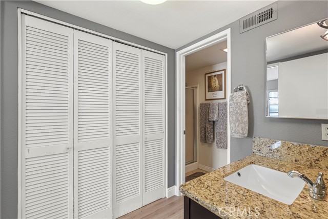 Detail Gallery Image 9 of 12 For 3913 N Virginia Rd #302,  Long Beach,  CA 90807 - 2 Beds | 2 Baths