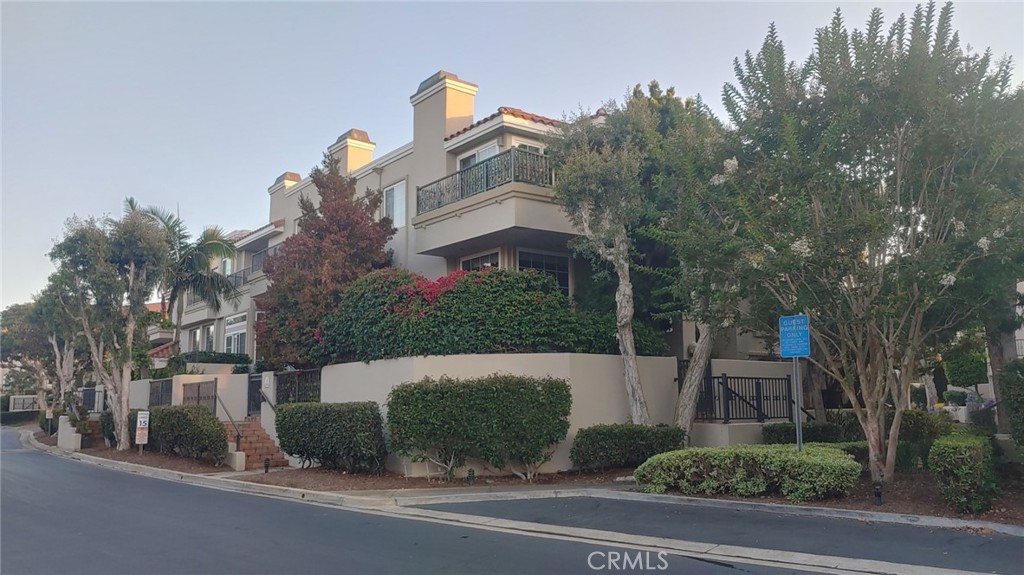 19476 Mountainview Lane
