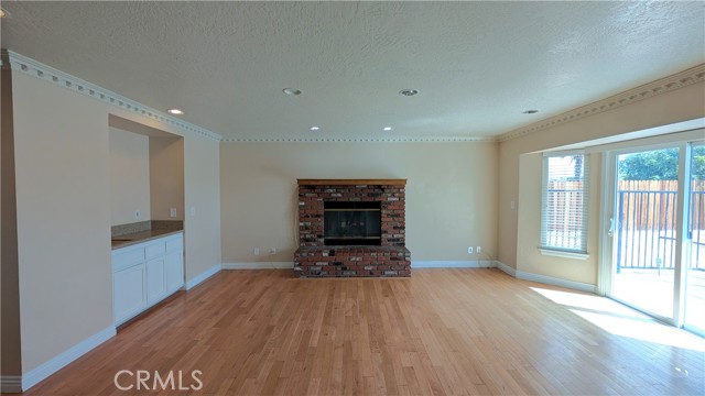 Detail Gallery Image 7 of 49 For 13055 Riverview Dr, Victorville,  CA 92395 - 3 Beds | 2/1 Baths