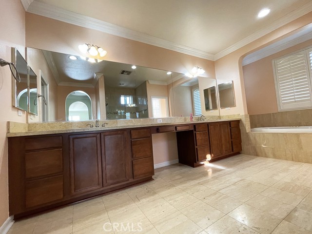 Detail Gallery Image 23 of 48 For 13661 Lowell St, Corona,  CA 92880 - 6 Beds | 4/1 Baths