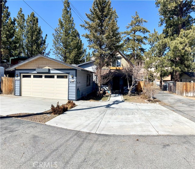 Detail Gallery Image 1 of 1 For 411 E Meadow Ln, Big Bear City,  CA 92314 - 3 Beds | 2 Baths