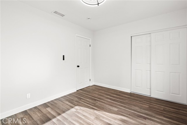 Image 22 of 33 For 17624 Mackay Avenue