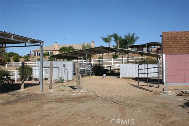 23641 ROSE QUARTZ Drive, Perris CA: https://media.crmls.org/medias/9241edb7-bdbd-4882-8396-a94122a2330b.jpg