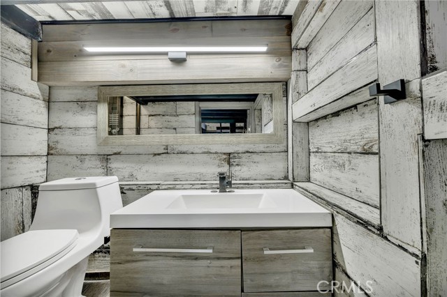Detail Gallery Image 54 of 55 For 4256 Rosario Rd, Woodland Hills,  CA 91364 - 4 Beds | 2 Baths