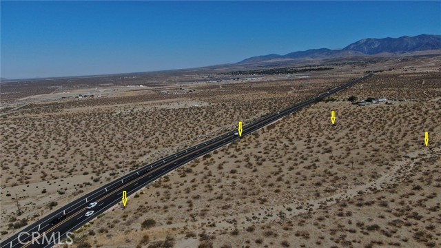 10707 Pearblossom Hwy, Littlerock CA: https://media.crmls.org/medias/924372c3-b555-425a-bd0a-ff763422aac0.jpg