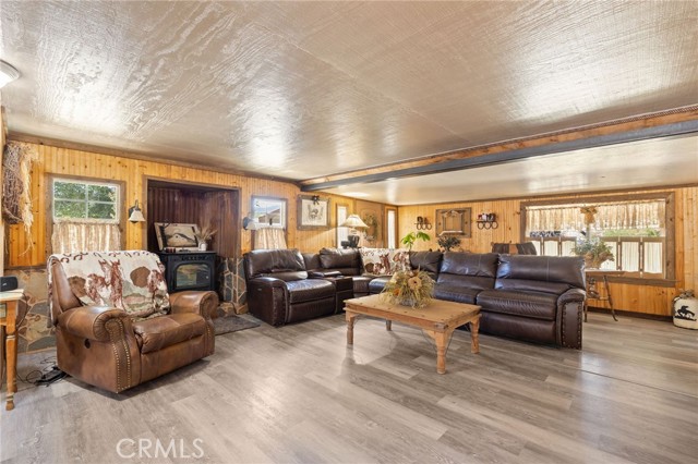 4333 Highway 33, New Cuyama CA: https://media.crmls.org/medias/92439bbb-1d34-455c-bd4e-59c1f6d3c0f8.jpg