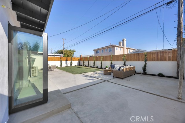 Detail Gallery Image 41 of 47 For 900 Catalina Ave, Seal Beach,  CA 90740 - 3 Beds | 2 Baths