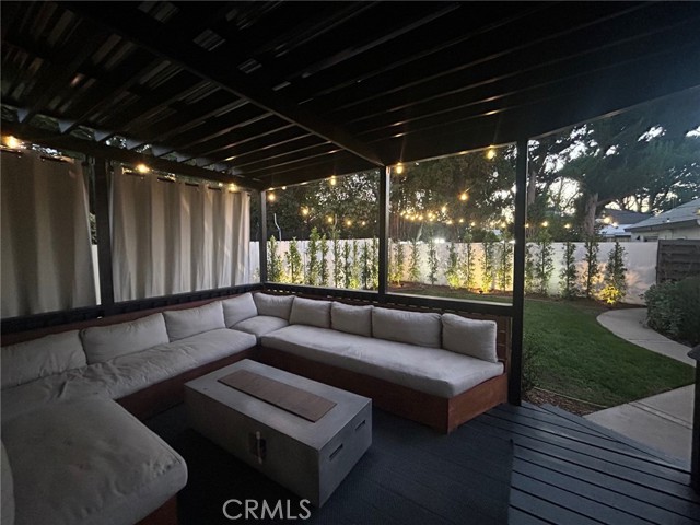 5785 Bertrand Avenue, Encino CA: https://media.crmls.org/medias/9243de25-ab96-4754-adce-bf9b8c4762ff.jpg