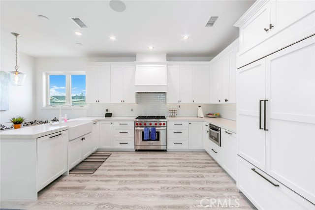 417 E Bay, Newport Beach CA: https://media.crmls.org/medias/92442c7c-c070-4fae-ac92-b6f244f56348.jpg