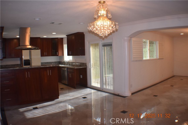 Detail Gallery Image 15 of 23 For 431 La Terraza, South Pasadena,  CA 91030 - 3 Beds | 2 Baths