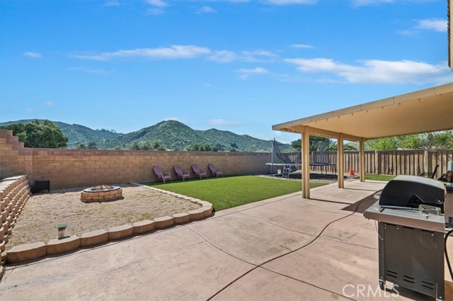 Detail Gallery Image 32 of 35 For 34073 Corktree, Lake Elsinore,  CA 92532 - 4 Beds | 2/1 Baths
