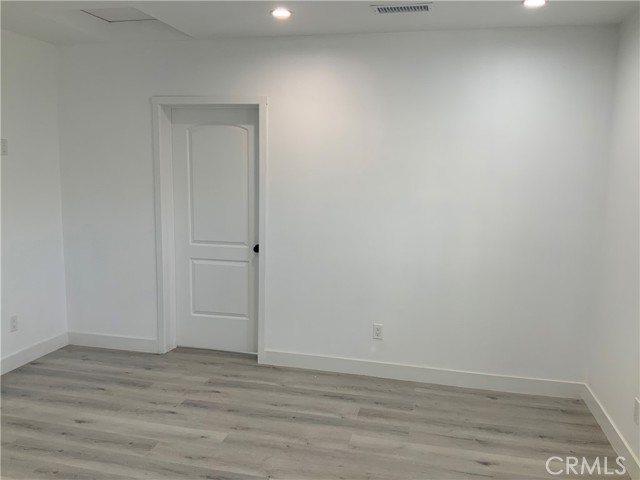 Detail Gallery Image 50 of 58 For 15330 Hart St, Van Nuys,  CA 91406 - 4 Beds | 4 Baths