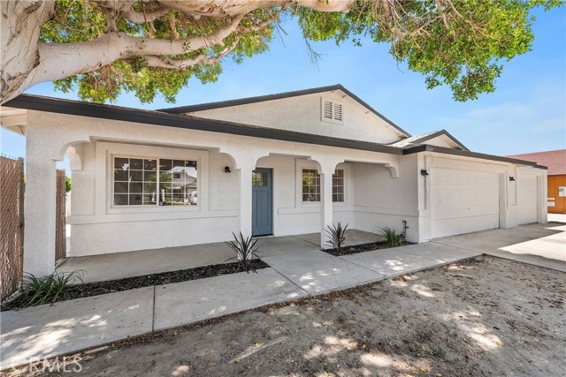 86149 Calle Bouganvilia, Coachella CA: https://media.crmls.org/medias/924706ec-adaa-4c3f-87ec-87c63f52b900.jpg