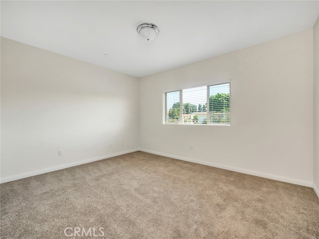 Detail Gallery Image 8 of 21 For 1185 W Grand #3,  Pomona,  CA 91766 - 3 Beds | 3 Baths