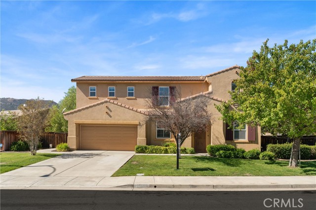 Detail Gallery Image 18 of 56 For 32487 Meadow Glen Ct, Wildomar,  CA 92595 - 7 Beds | 5 Baths