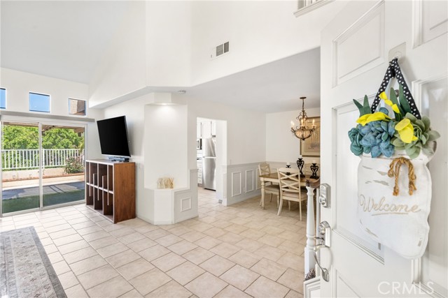 7 Cascada, Rancho Santa Margarita CA: https://media.crmls.org/medias/92487149-6c4a-43ae-a20a-7c39dcc726ed.jpg