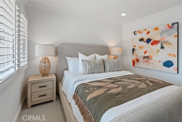 1056 Madison Place, Laguna Beach CA: https://media.crmls.org/medias/92491c43-95a6-4aca-91db-1f0787049233.jpg