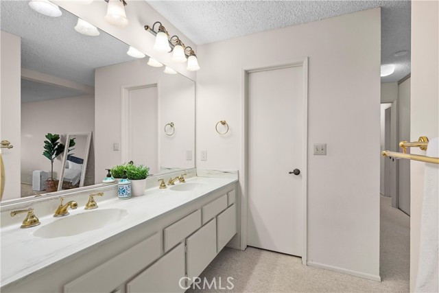 5987 Peacock Ridge Road, Rancho Palos Verdes, California 90275, 2 Bedrooms Bedrooms, ,2 BathroomsBathrooms,Residential,Sold,Peacock Ridge,SB21225972