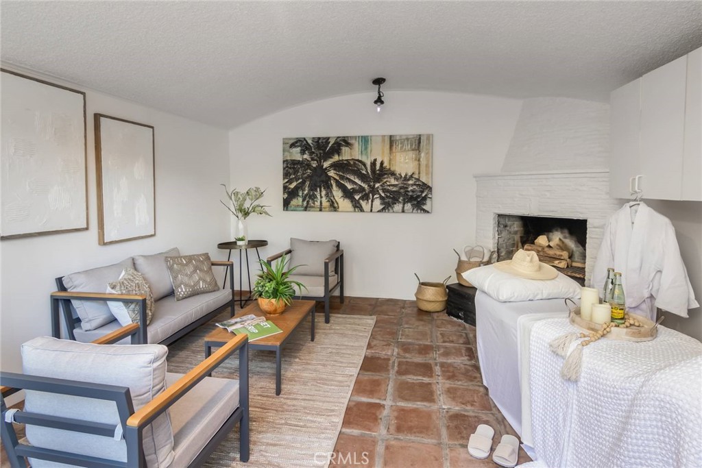 3828 Alomar DriveSherman Oaks img 20