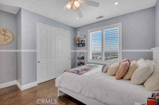 24234 Reyes Adobe Way, Valencia CA: https://media.crmls.org/medias/924a1982-cc5f-4bd6-8cee-28e7a6c9ad98.jpg