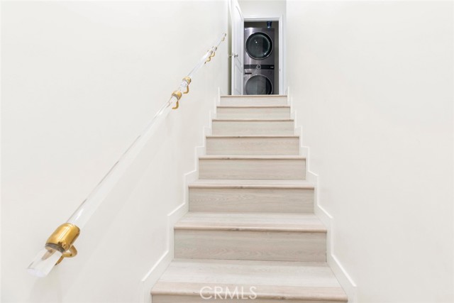 6638 Lindley Avenue, Reseda CA: https://media.crmls.org/medias/924ae2da-ad30-446d-9f69-4481c063c84d.jpg