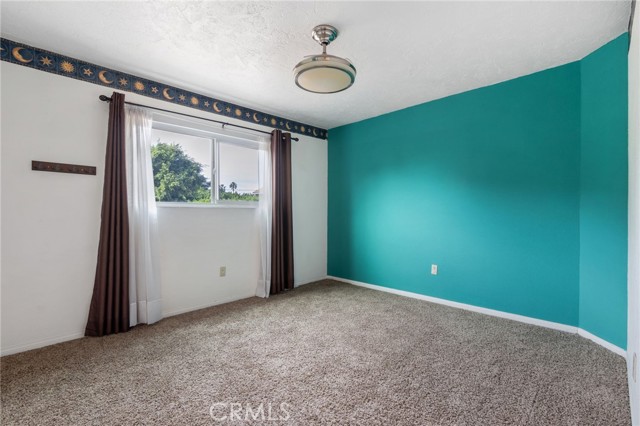 Detail Gallery Image 23 of 35 For 9340 Burnet Ave, North Hills,  CA 91343 - 5 Beds | 2/1 Baths