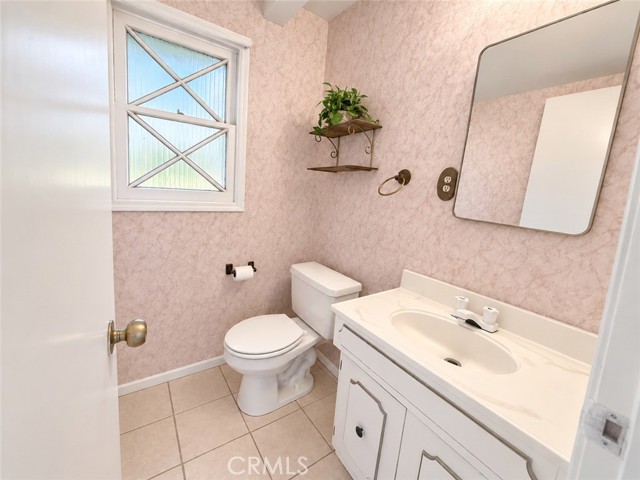 10883 Vinedale photo 15