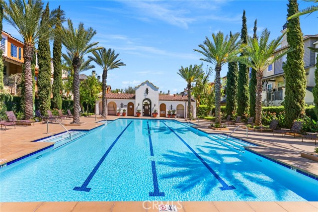 752 S Melrose Street, Anaheim CA: https://media.crmls.org/medias/924ea179-8384-4493-b044-9daea529bfac.jpg