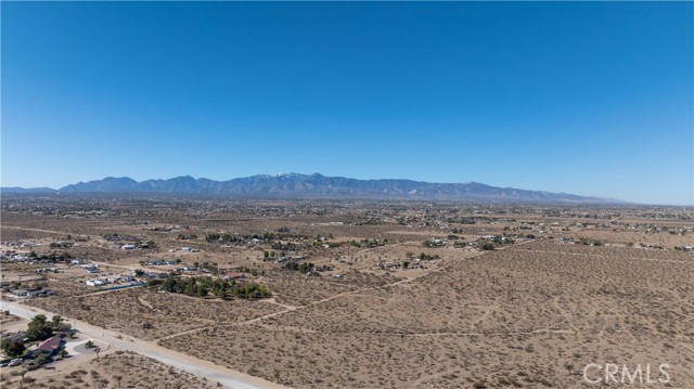 Detail Gallery Image 6 of 32 For 11839 Kirkston, Victorville,  CA 92392 - 3 Beds | 2 Baths