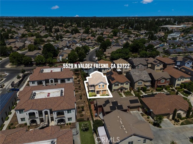 5529 N Valdez, Fresno CA: https://media.crmls.org/medias/92503231-3395-4421-a316-a951f6d4e3e2.jpg