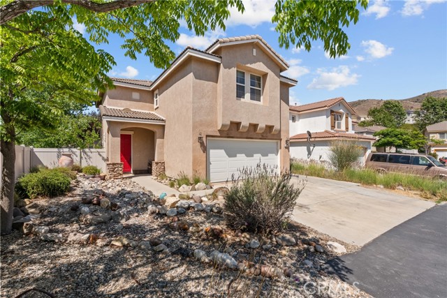29513 Blake Way, Canyon Country CA: https://media.crmls.org/medias/925038de-3211-4616-bde5-92264ebe46a1.jpg