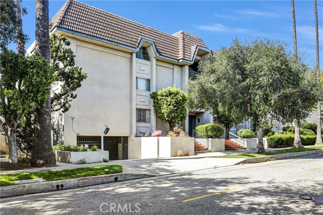 Detail Gallery Image 2 of 27 For 497 S El Molino #106,  Pasadena,  CA 91101 - 2 Beds | 2 Baths