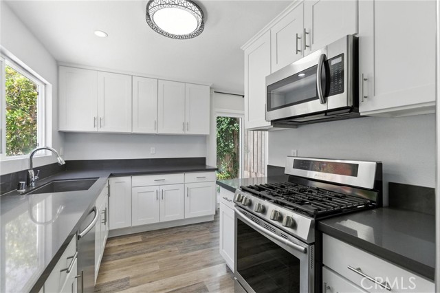 5439 S La Cienega Boulevard, Ladera Heights CA: https://media.crmls.org/medias/9251025e-2534-4040-afbd-26ae9305e868.jpg