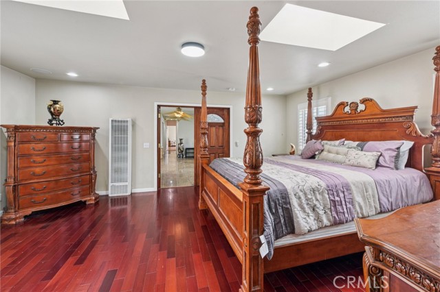 13426 Crocker Street, Los Angeles CA: https://media.crmls.org/medias/92521cd3-7c11-4094-a623-603a9eb30d56.jpg